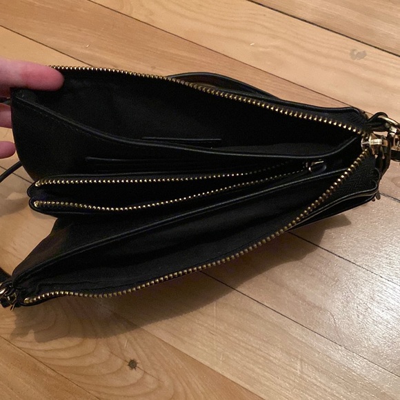 Peta & Jain Crossbody Bag - Picture 7 of 7